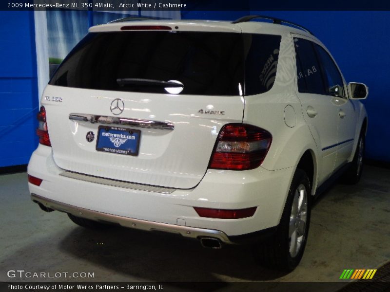 Arctic White / Cashmere 2009 Mercedes-Benz ML 350 4Matic
