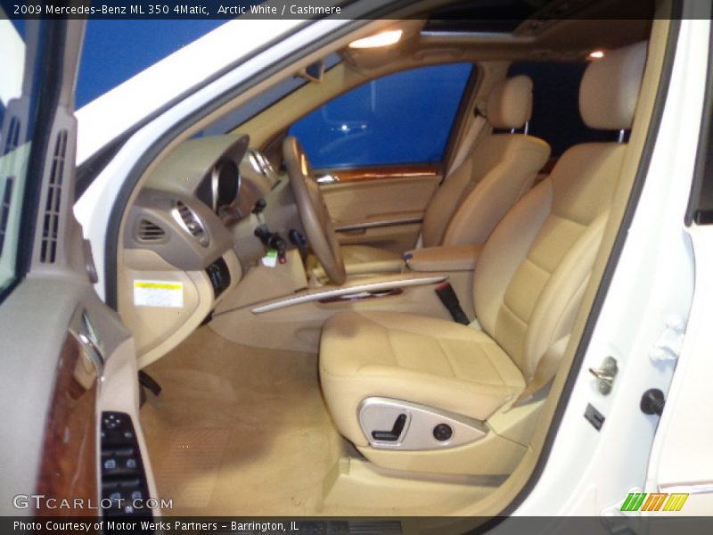 Arctic White / Cashmere 2009 Mercedes-Benz ML 350 4Matic