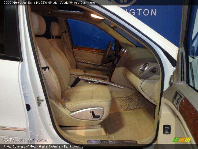 Arctic White / Cashmere 2009 Mercedes-Benz ML 350 4Matic