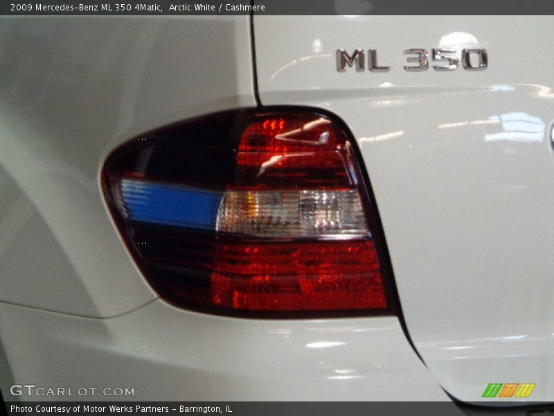 Arctic White / Cashmere 2009 Mercedes-Benz ML 350 4Matic