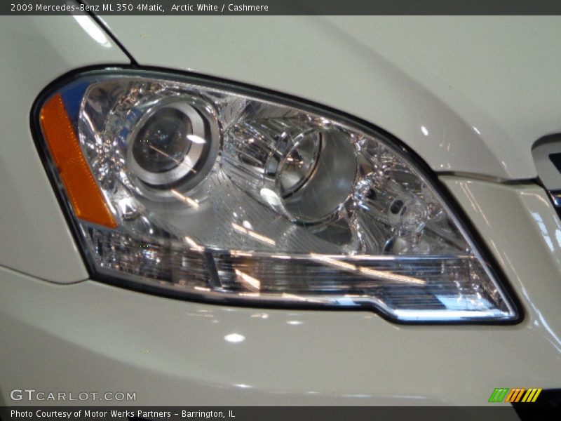 Arctic White / Cashmere 2009 Mercedes-Benz ML 350 4Matic