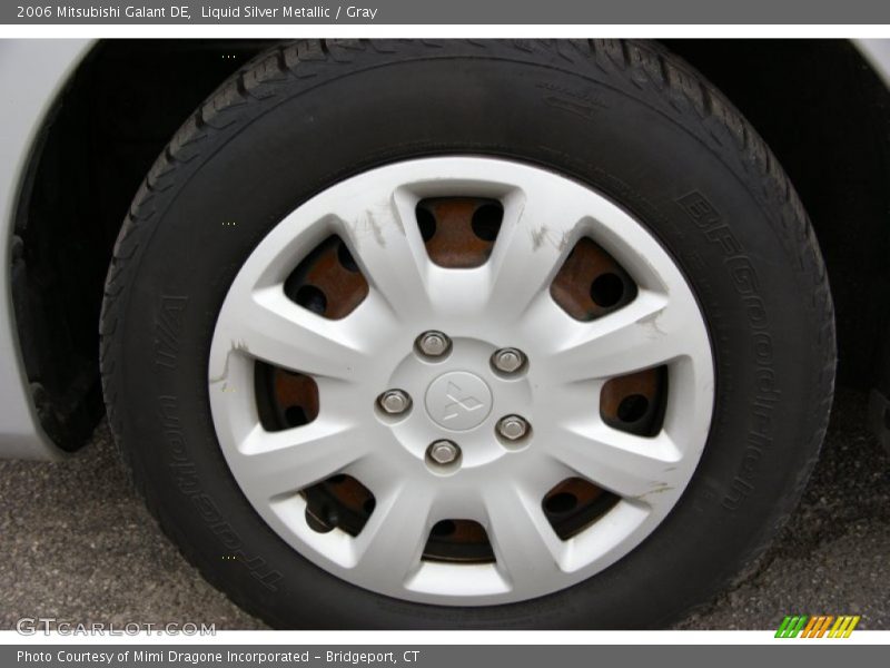 Liquid Silver Metallic / Gray 2006 Mitsubishi Galant DE