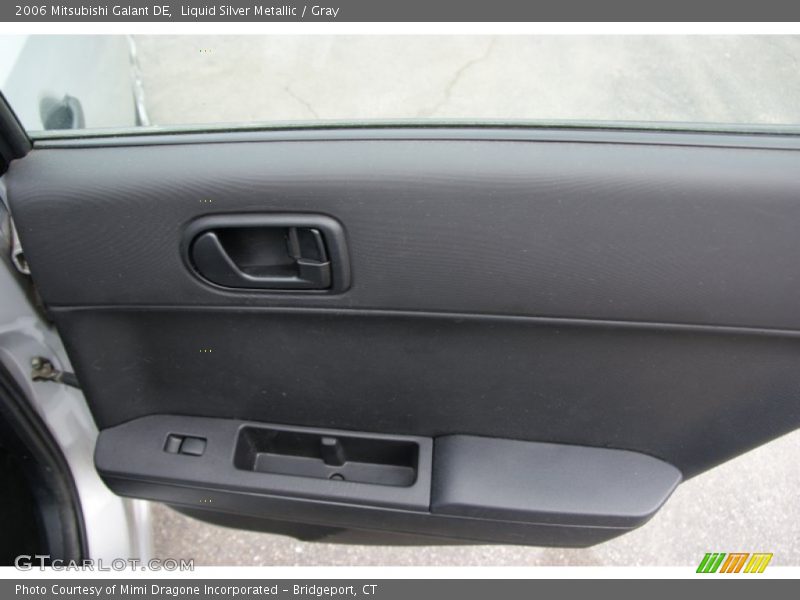 Liquid Silver Metallic / Gray 2006 Mitsubishi Galant DE