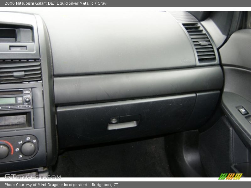 Liquid Silver Metallic / Gray 2006 Mitsubishi Galant DE