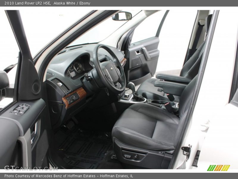 Alaska White / Ebony 2010 Land Rover LR2 HSE