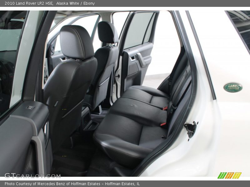Alaska White / Ebony 2010 Land Rover LR2 HSE