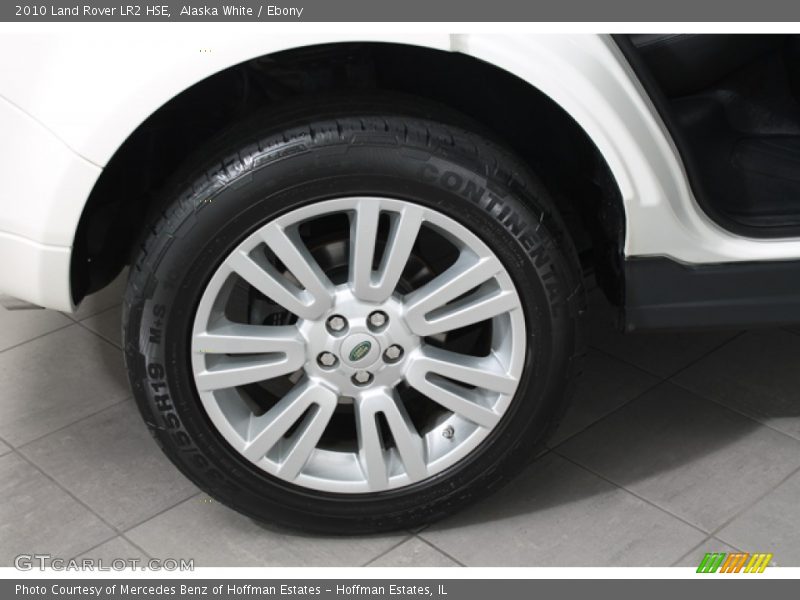 Alaska White / Ebony 2010 Land Rover LR2 HSE