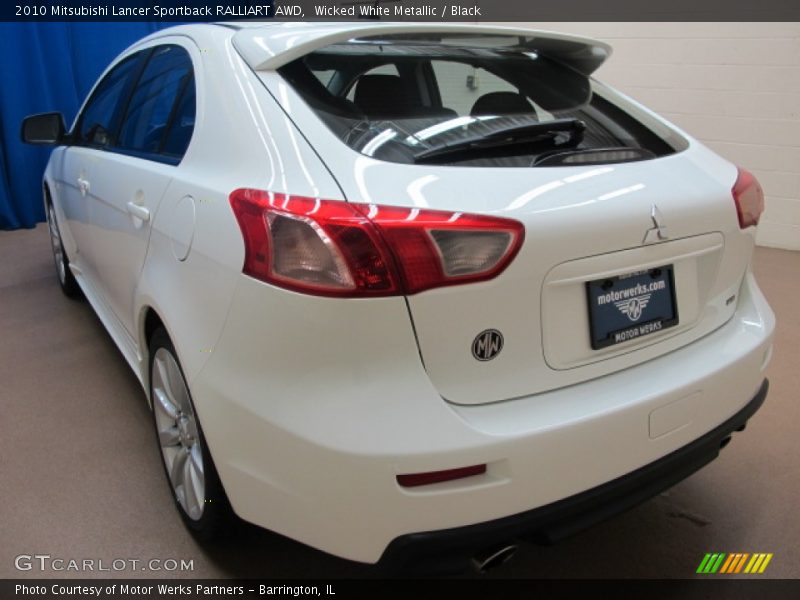 Wicked White Metallic / Black 2010 Mitsubishi Lancer Sportback RALLIART AWD
