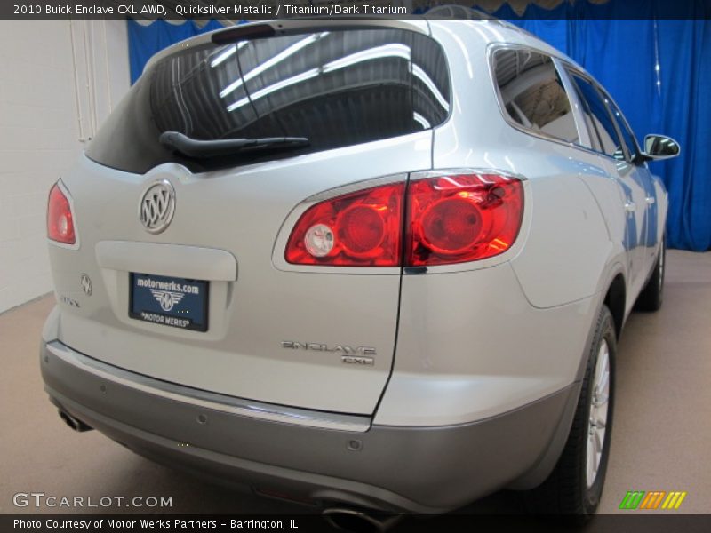 Quicksilver Metallic / Titanium/Dark Titanium 2010 Buick Enclave CXL AWD