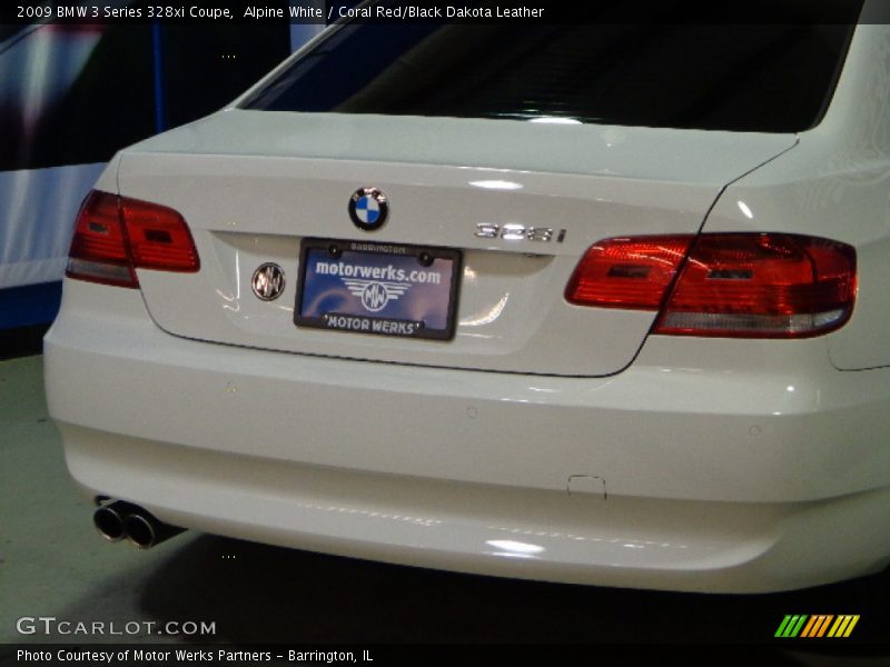 Alpine White / Coral Red/Black Dakota Leather 2009 BMW 3 Series 328xi Coupe
