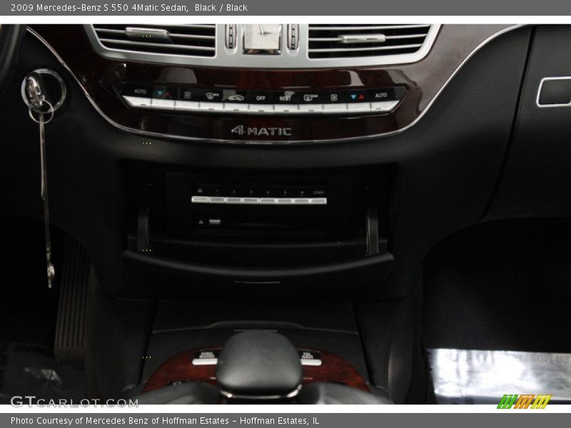 Black / Black 2009 Mercedes-Benz S 550 4Matic Sedan