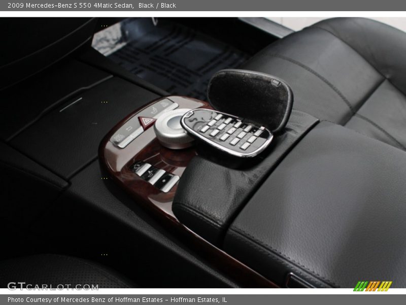Black / Black 2009 Mercedes-Benz S 550 4Matic Sedan