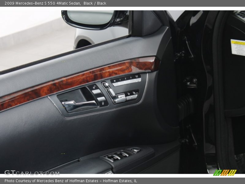 Black / Black 2009 Mercedes-Benz S 550 4Matic Sedan