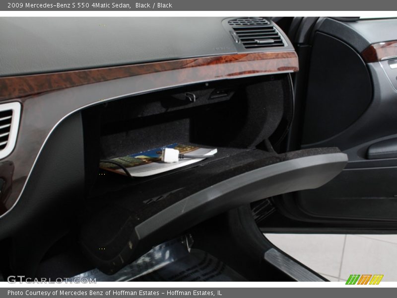 Black / Black 2009 Mercedes-Benz S 550 4Matic Sedan