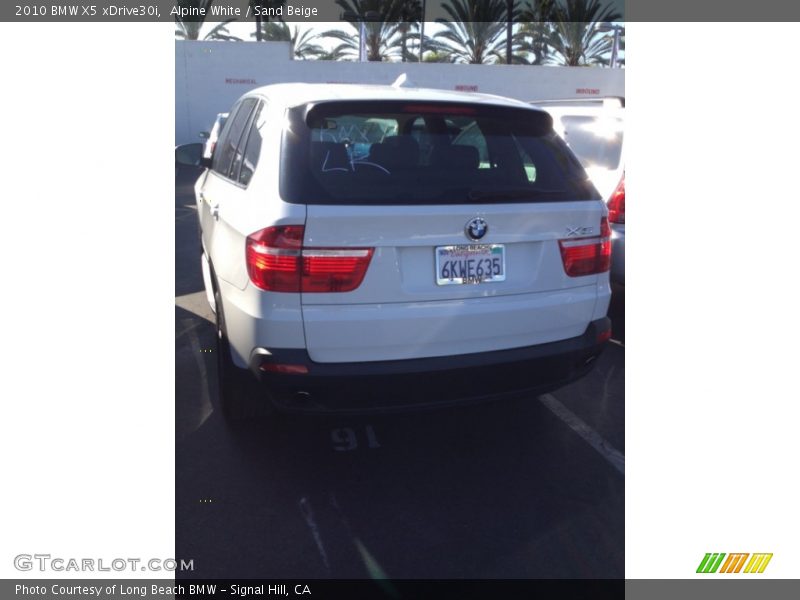 Alpine White / Sand Beige 2010 BMW X5 xDrive30i