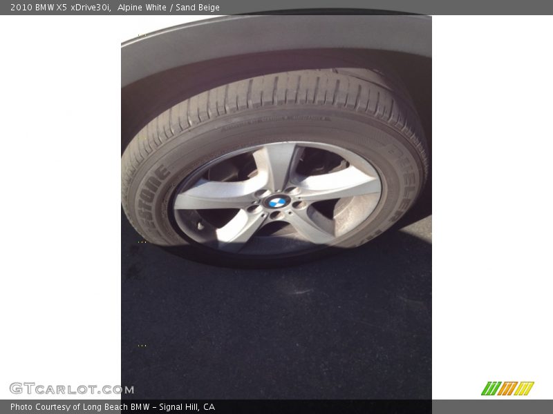 Alpine White / Sand Beige 2010 BMW X5 xDrive30i