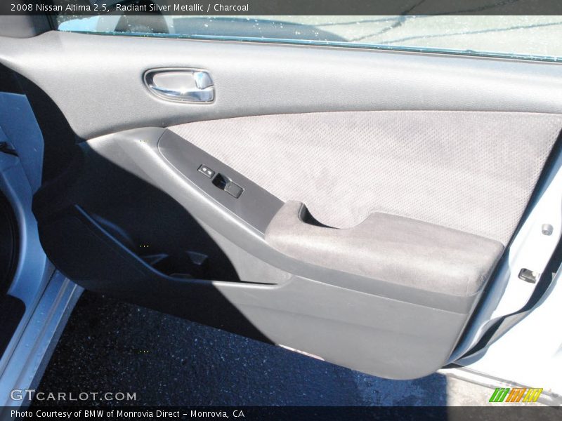 Radiant Silver Metallic / Charcoal 2008 Nissan Altima 2.5