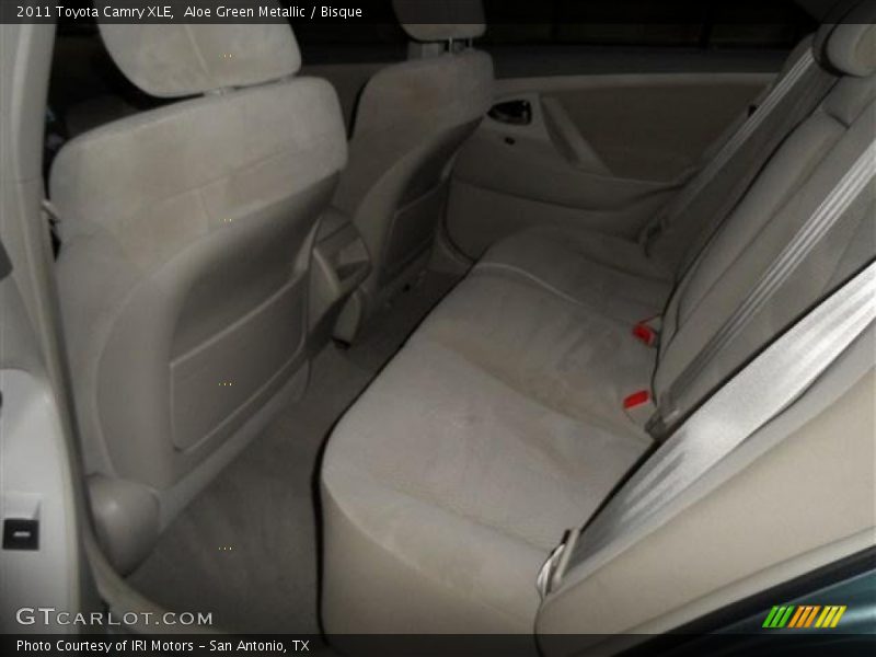 Aloe Green Metallic / Bisque 2011 Toyota Camry XLE