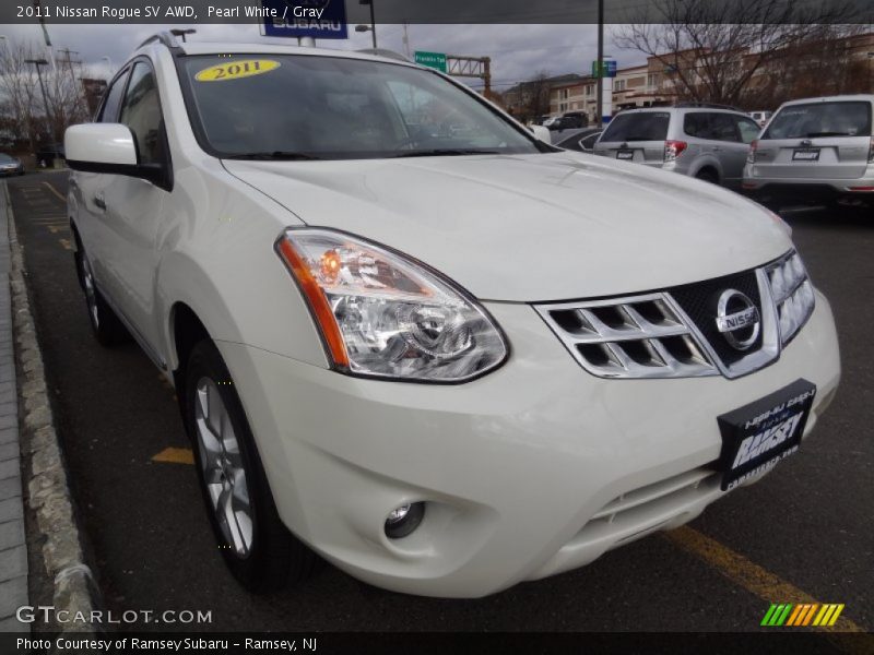 Pearl White / Gray 2011 Nissan Rogue SV AWD
