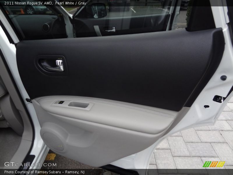 Pearl White / Gray 2011 Nissan Rogue SV AWD