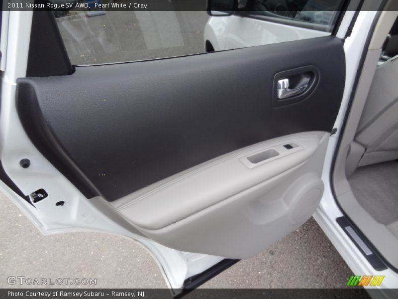 Pearl White / Gray 2011 Nissan Rogue SV AWD