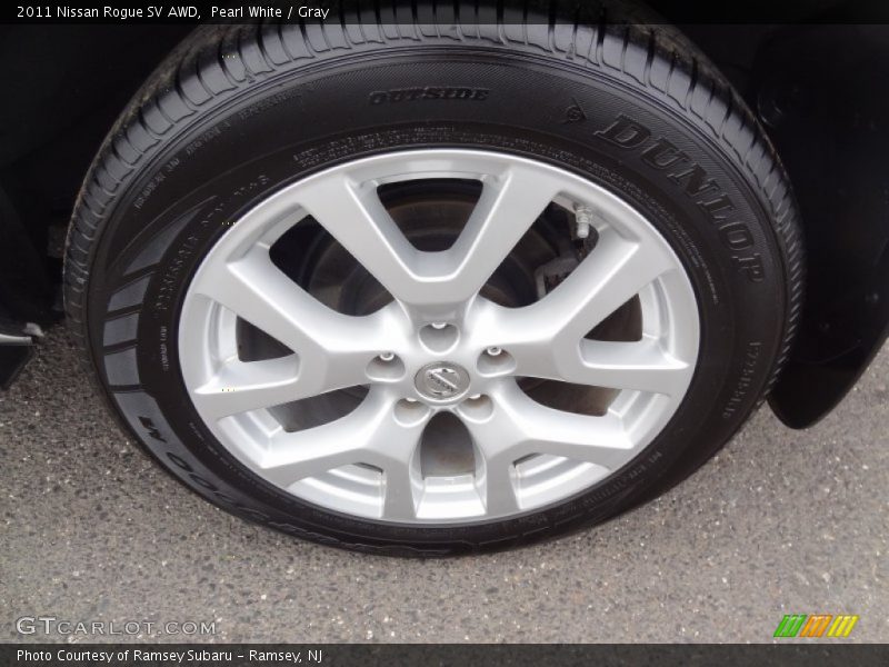 Pearl White / Gray 2011 Nissan Rogue SV AWD