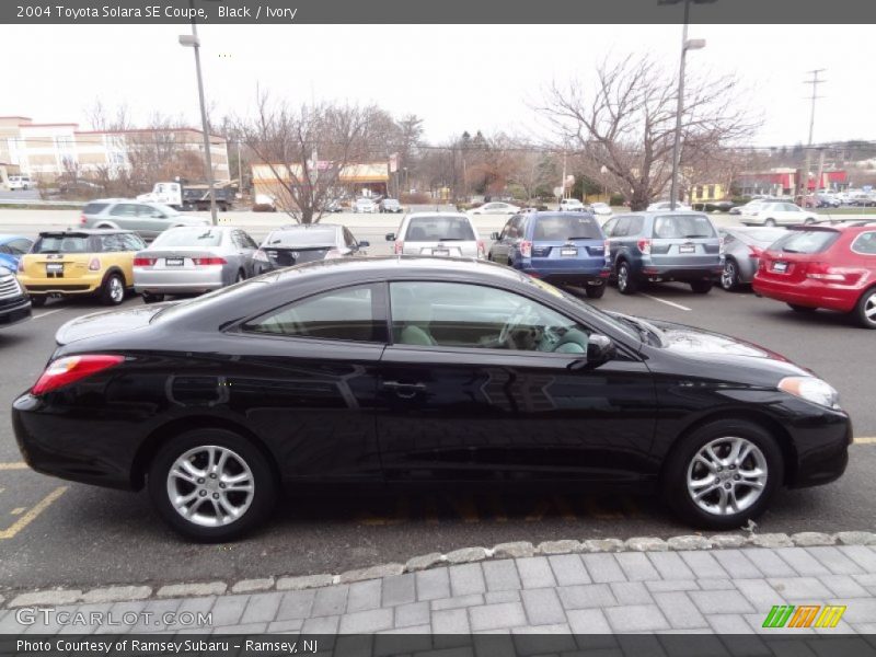Black / Ivory 2004 Toyota Solara SE Coupe