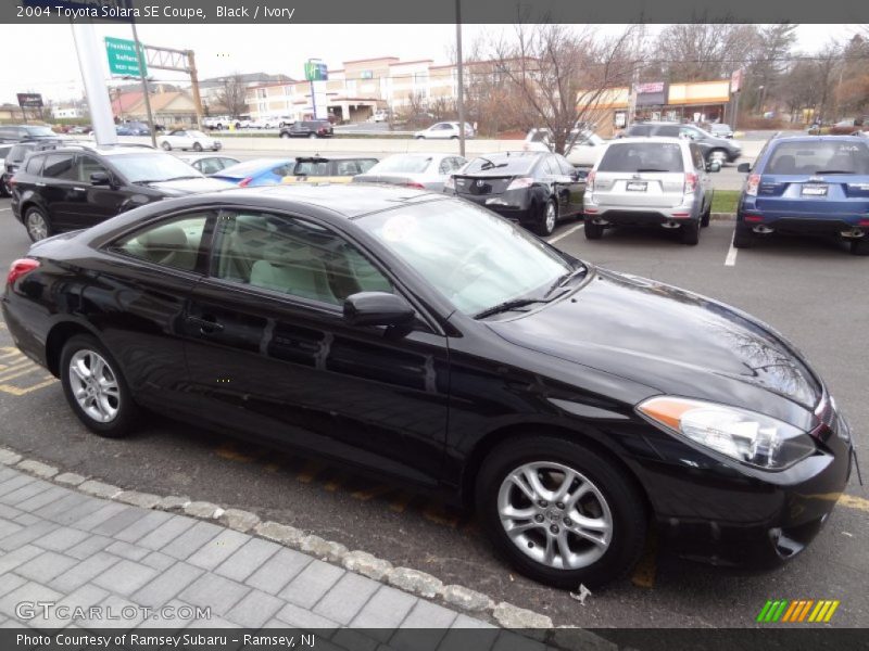 Black / Ivory 2004 Toyota Solara SE Coupe