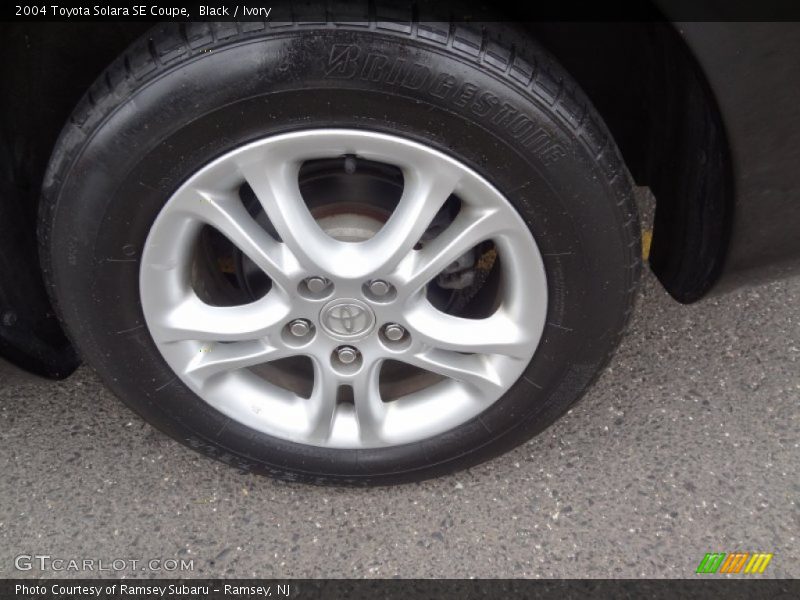Black / Ivory 2004 Toyota Solara SE Coupe