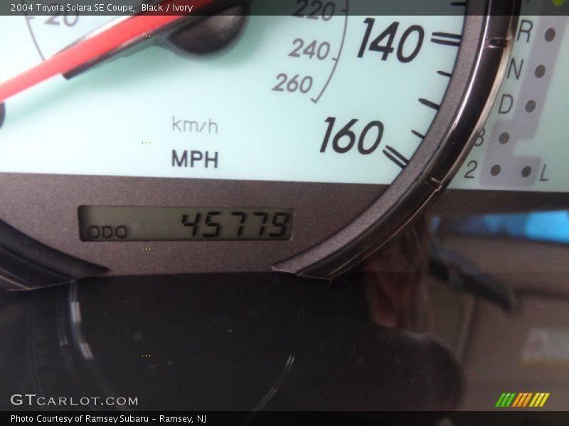 Black / Ivory 2004 Toyota Solara SE Coupe