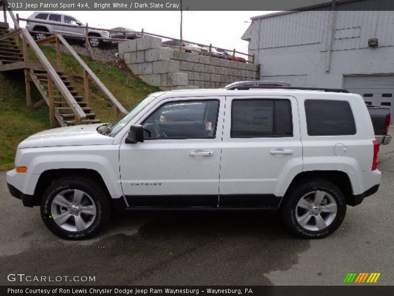 Bright White / Dark Slate Gray 2013 Jeep Patriot Sport 4x4
