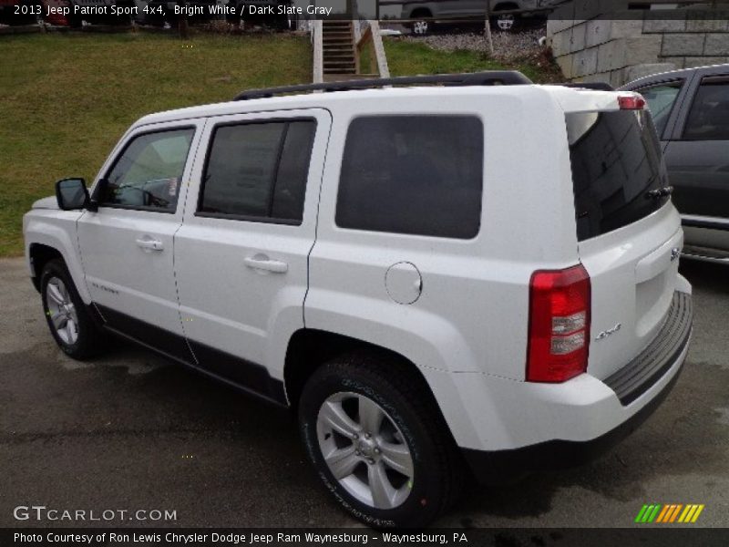 Bright White / Dark Slate Gray 2013 Jeep Patriot Sport 4x4