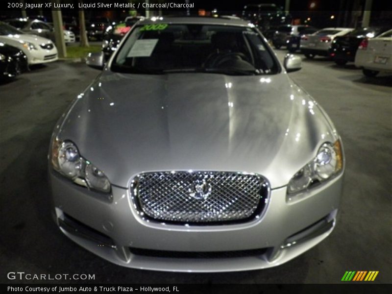 Liquid Silver Metallic / Charcoal/Charcoal 2009 Jaguar XF Luxury