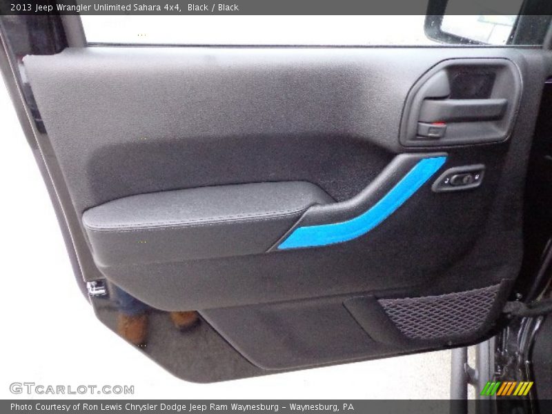 Door Panel of 2013 Wrangler Unlimited Sahara 4x4