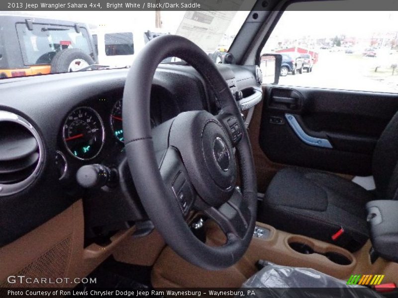 Bright White / Black/Dark Saddle 2013 Jeep Wrangler Sahara 4x4