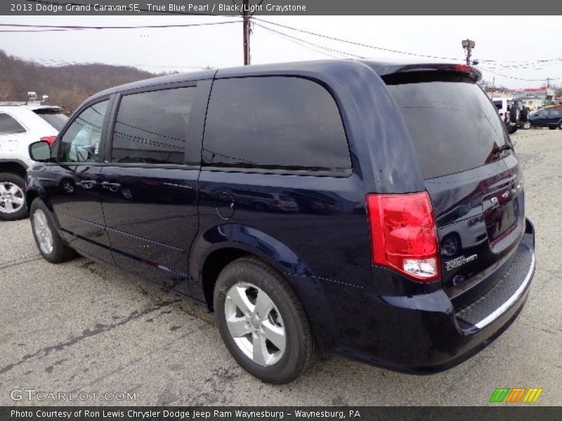 True Blue Pearl / Black/Light Graystone 2013 Dodge Grand Caravan SE