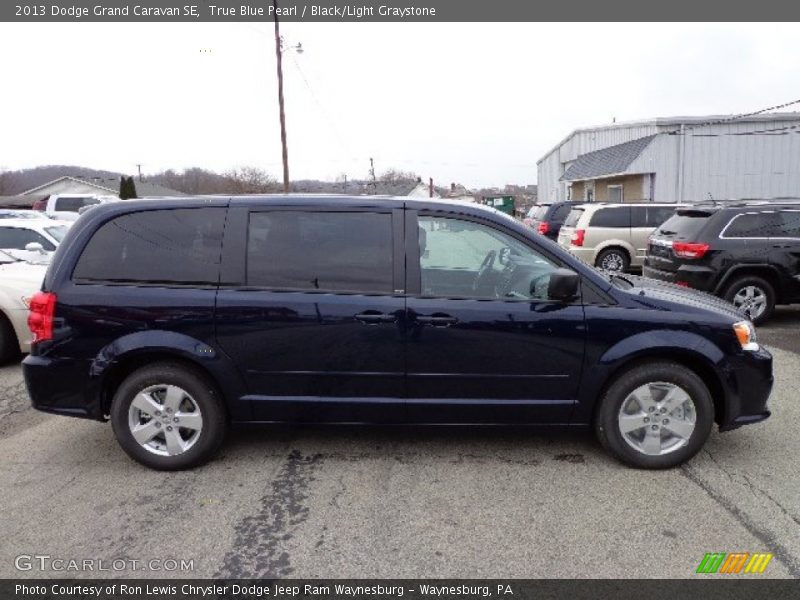 True Blue Pearl / Black/Light Graystone 2013 Dodge Grand Caravan SE