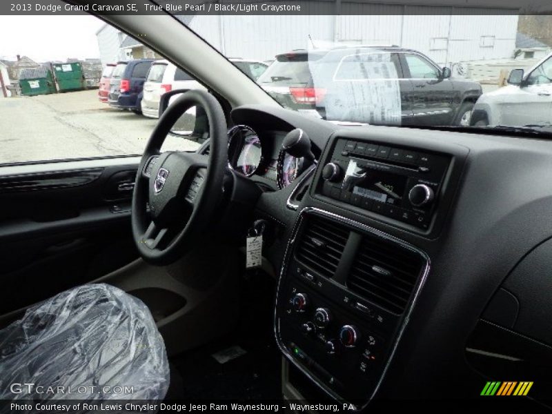 True Blue Pearl / Black/Light Graystone 2013 Dodge Grand Caravan SE