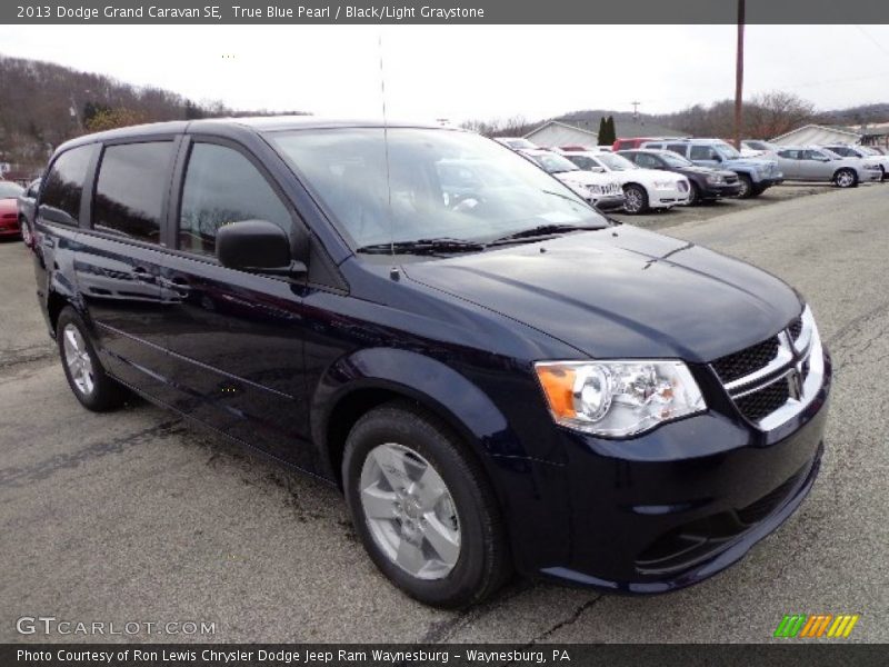 True Blue Pearl / Black/Light Graystone 2013 Dodge Grand Caravan SE