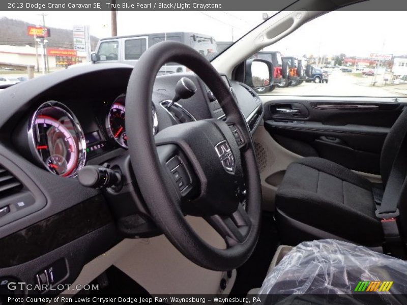 True Blue Pearl / Black/Light Graystone 2013 Dodge Grand Caravan SE