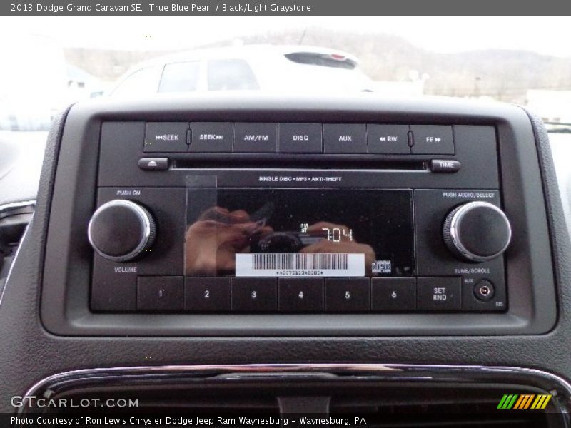 True Blue Pearl / Black/Light Graystone 2013 Dodge Grand Caravan SE
