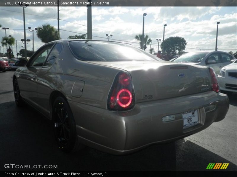 Sandstone Metallic / Neutral 2005 Chevrolet Monte Carlo LS