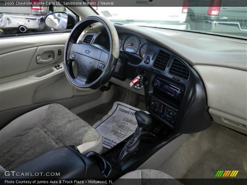 Sandstone Metallic / Neutral 2005 Chevrolet Monte Carlo LS