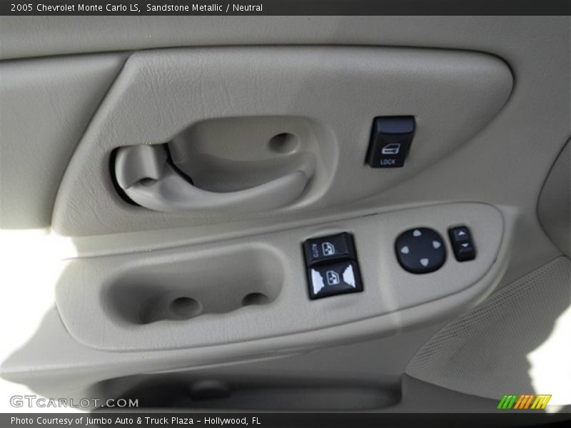 Sandstone Metallic / Neutral 2005 Chevrolet Monte Carlo LS