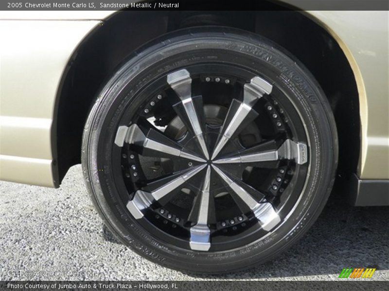 Sandstone Metallic / Neutral 2005 Chevrolet Monte Carlo LS