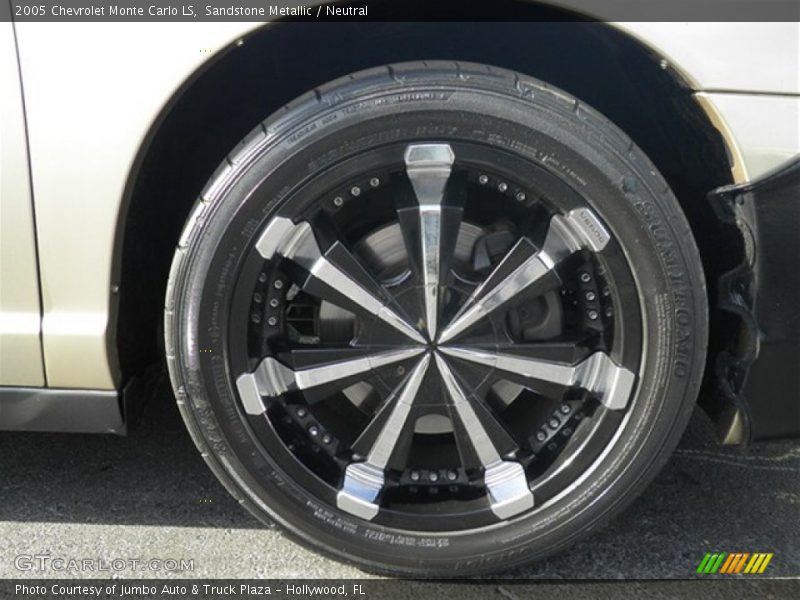 Sandstone Metallic / Neutral 2005 Chevrolet Monte Carlo LS