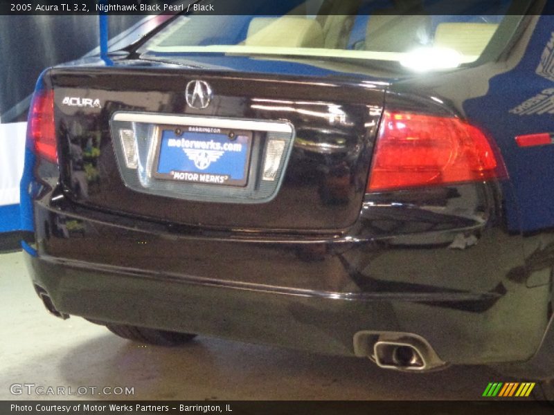 Nighthawk Black Pearl / Black 2005 Acura TL 3.2