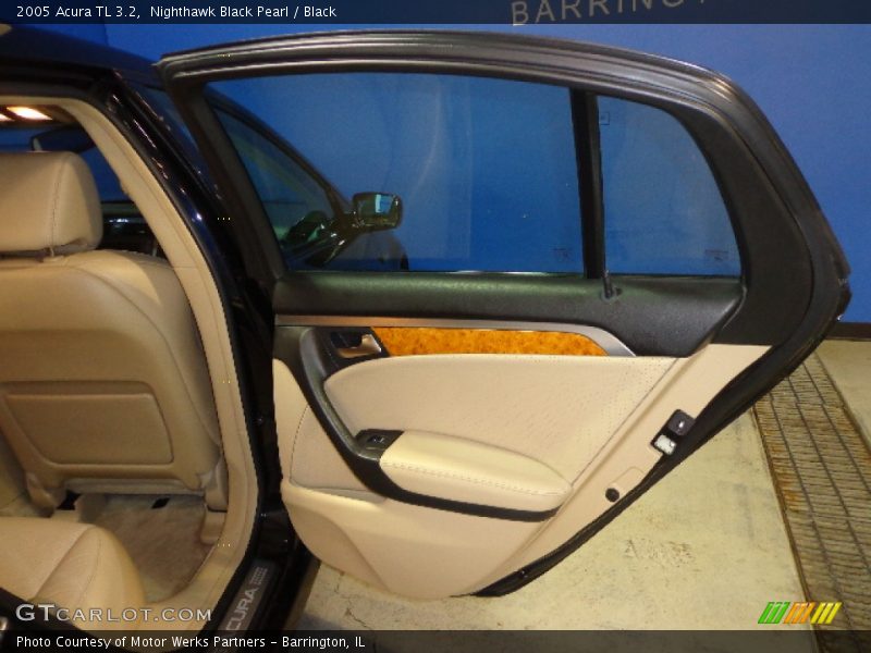 Nighthawk Black Pearl / Black 2005 Acura TL 3.2