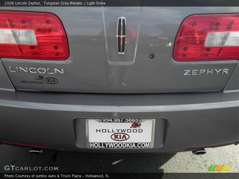 Tungsten Grey Metallic / Light Stone 2006 Lincoln Zephyr