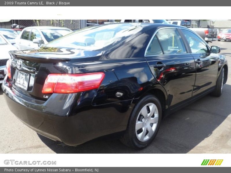 Black / Bisque 2009 Toyota Camry LE